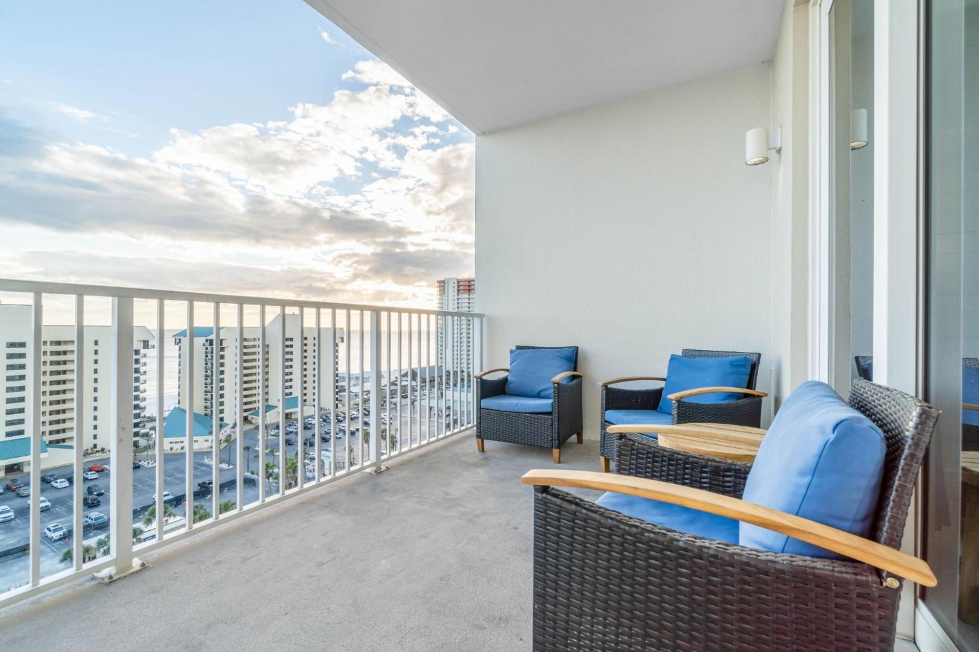 Apartment 1105 Ltw *